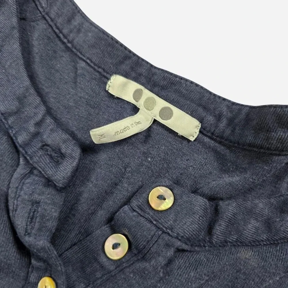 Navy‎ blue long sleeve button up shirt #blouse